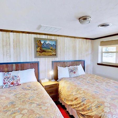 Pack Creek ~ Creekside West Villa Моуаб Екстериор снимка