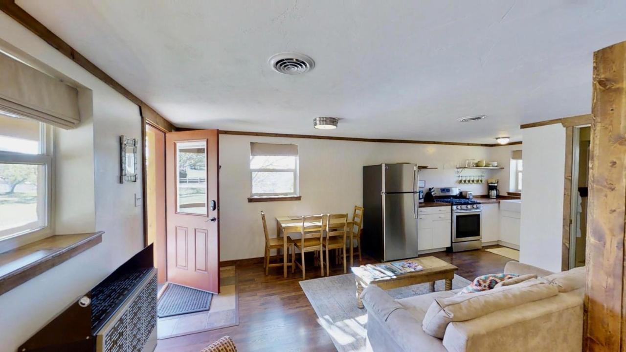 Pack Creek ~ Creekside West Villa Моуаб Екстериор снимка